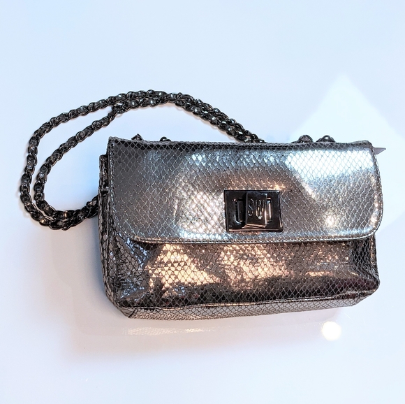 Stuart Weitzman faux snakeskin silver purse - Picture 5 of 16